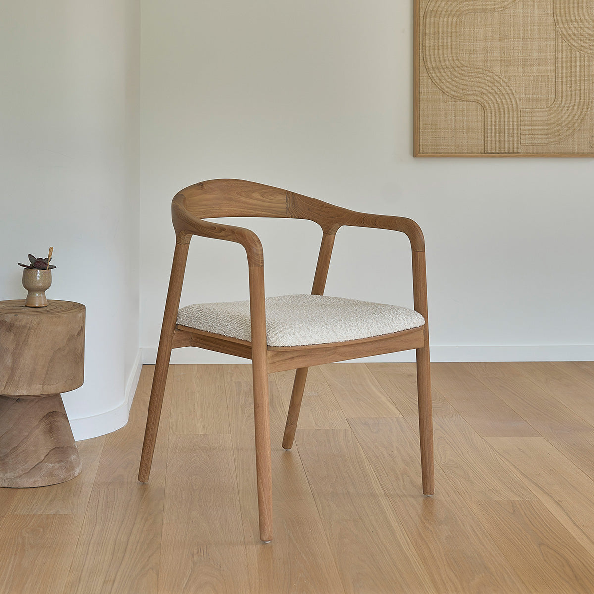 1822B-lot_de_2_chaises_en_teck_massif_assise_bouclette-03.jpg