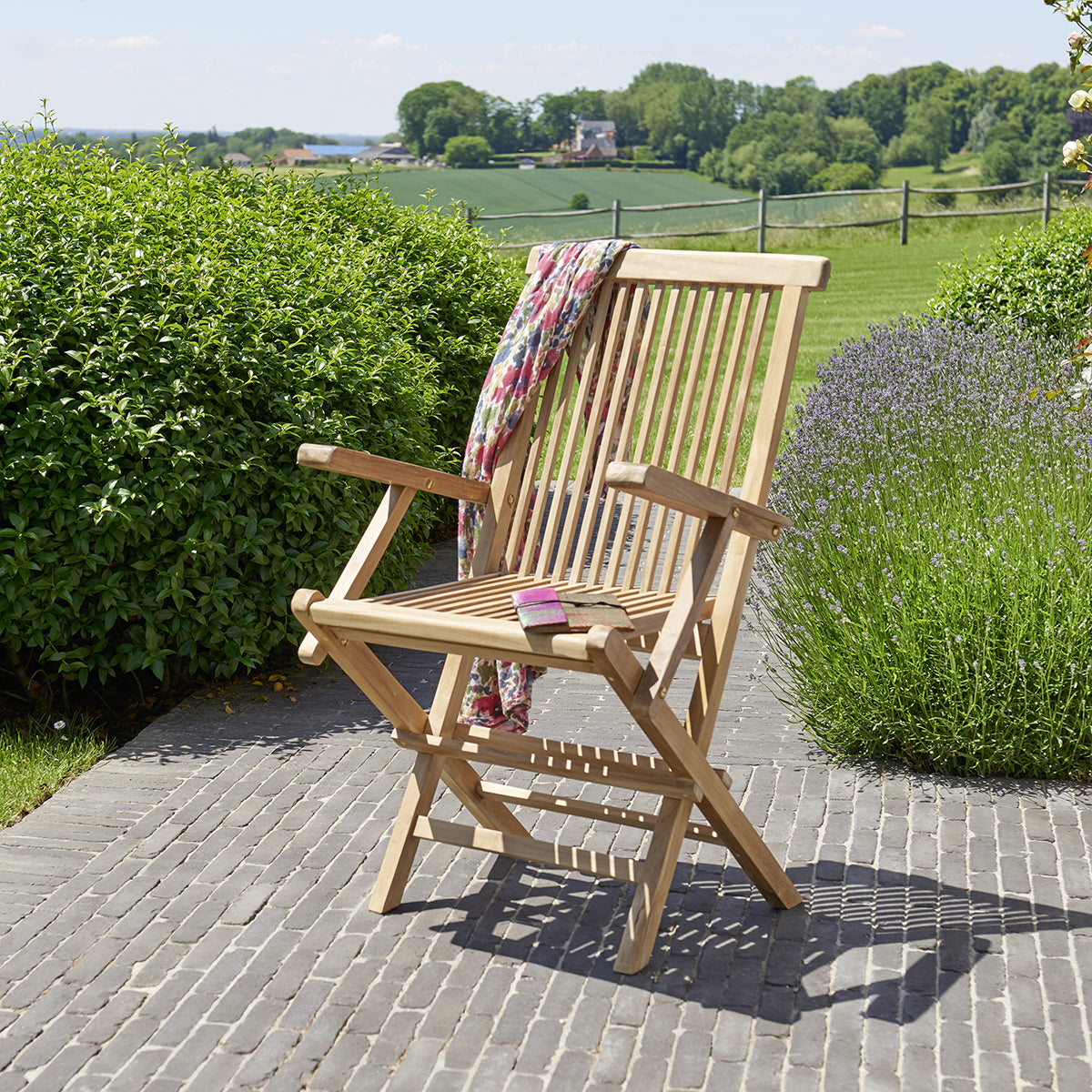 2-fauteuil_de_jardin_en_teck_massif_pliant-01.jpg
