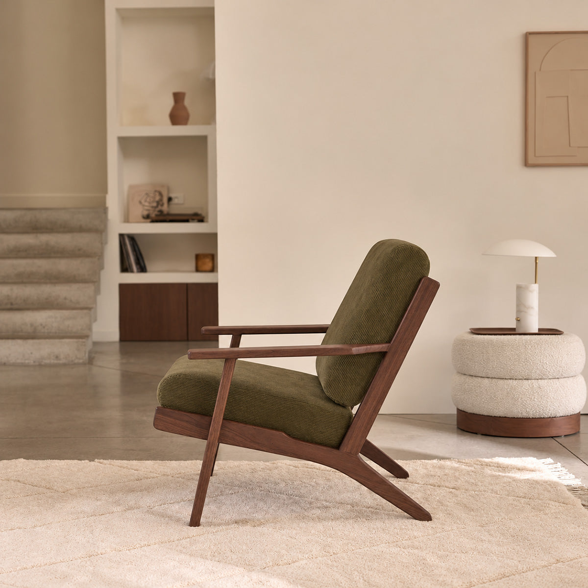 FAU0002-fauteuil_en_mindi_massif_fonce_et_velours_cotele_vert-03.jpg