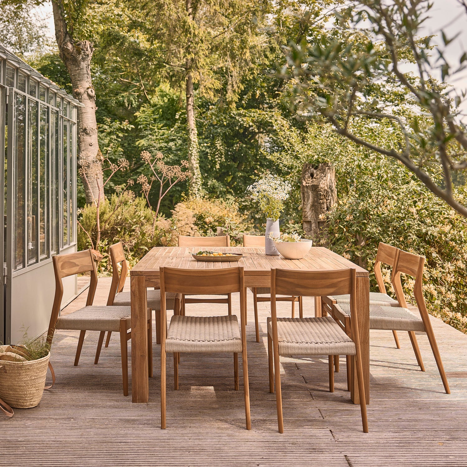 Grand nettoyage de printemps dans le jardin