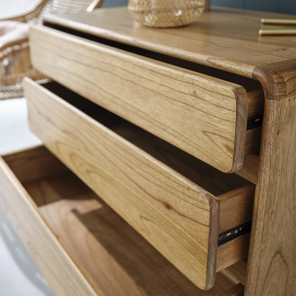 LISON - Commode en mindi massif 90 cm