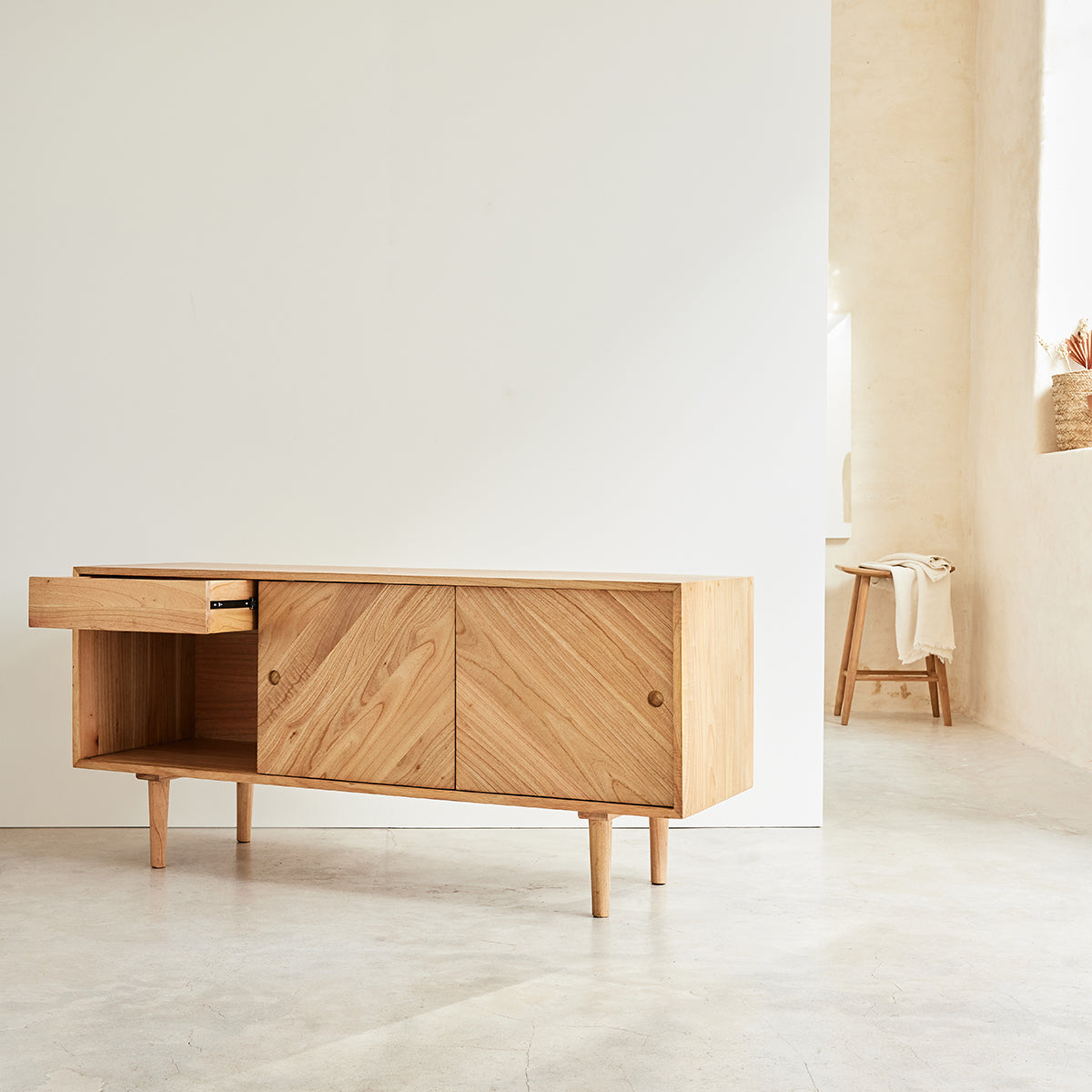 PACÔME - Buffet en mindi massif 160 cm
