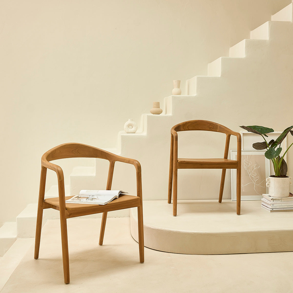 AMBRE - Lot de 2 chaises en teck massif