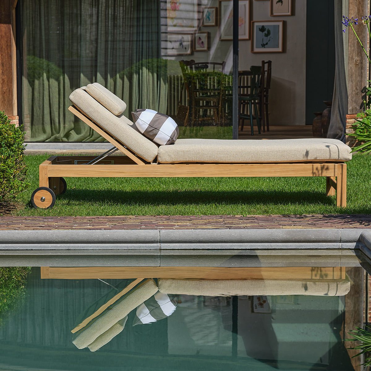 PALOMBAGGIA - Bain de soleil inclinable en teck massif avec coussins beige chiné