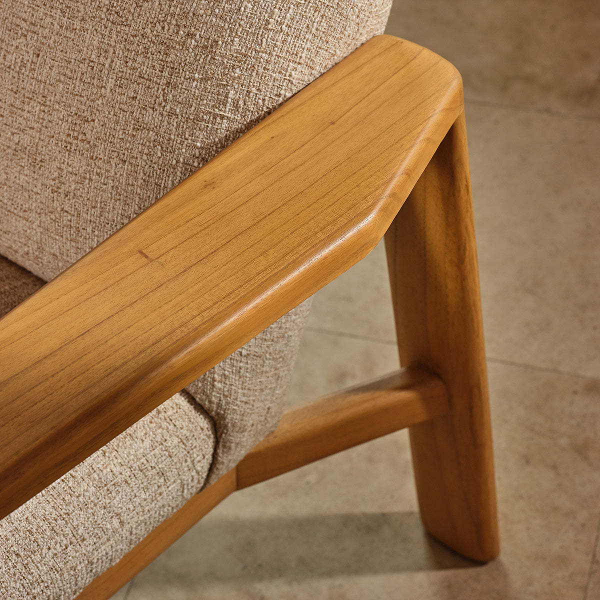 GABRIEL - Fauteuil en mindi massif et tissu beige chiné