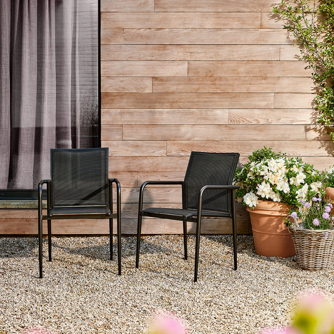 BASALT - Fauteuil de jardin en aluminium et textilène noir mat (lot de 2)