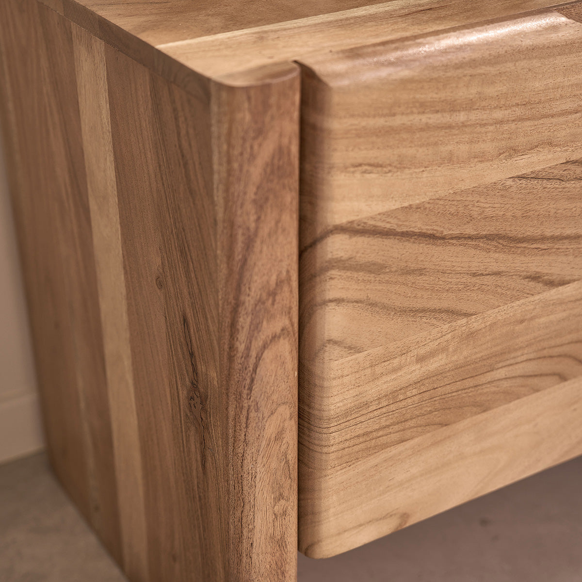 CALI - Meuble TV en acacia massif 150 cm