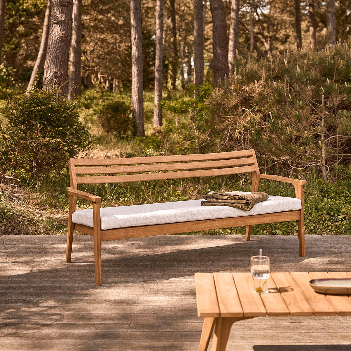 BARI - Salon de jardin bas en teck massif