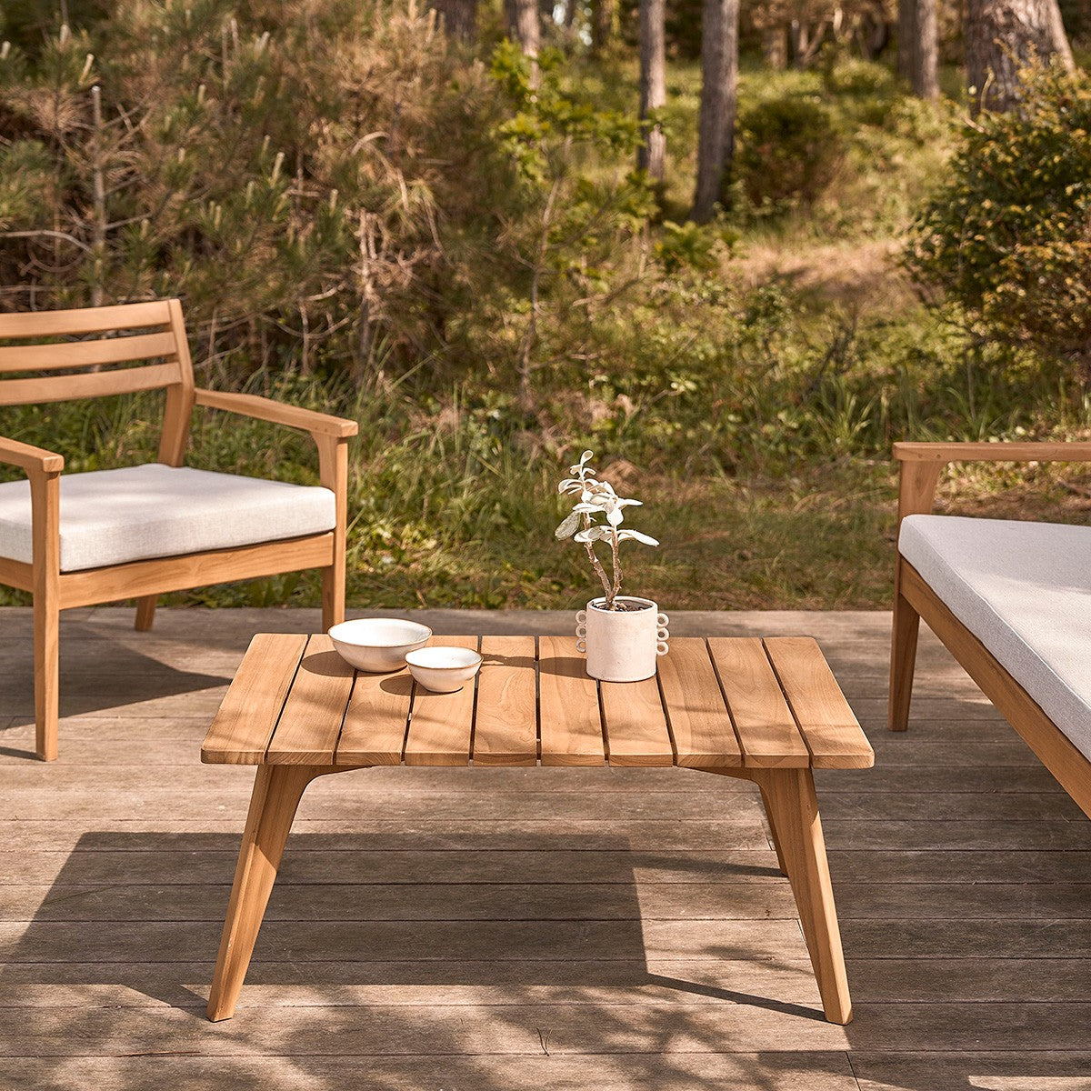 BARI - Salon de jardin bas en teck massif
